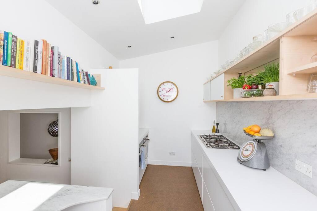 Vila Large Townhouse Just 2 Minutes From The Sea/I360! Hove Exteriér fotografie